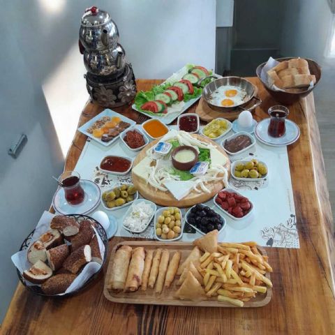 Serpme Kahvaltı