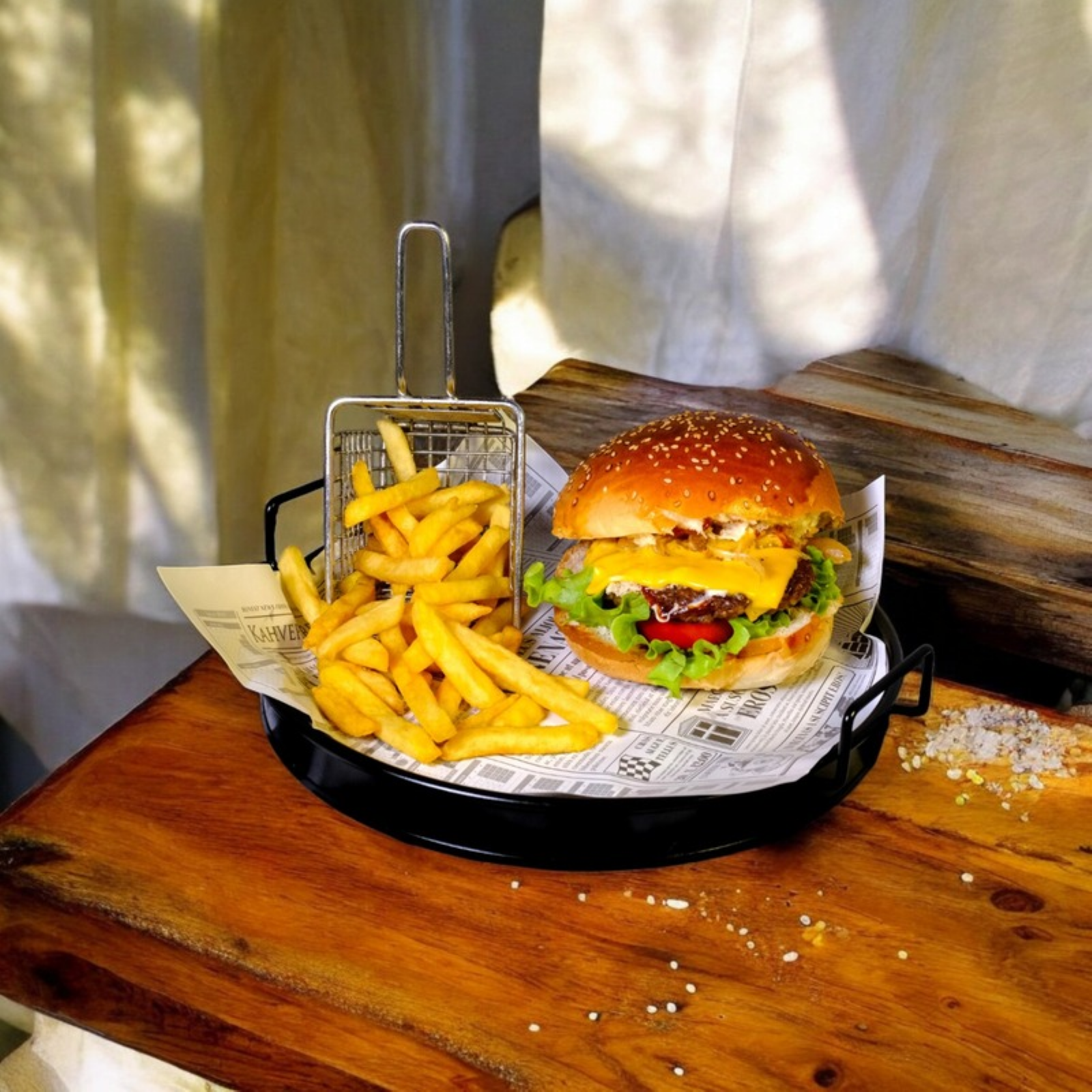 Kaşif Burger Menü
